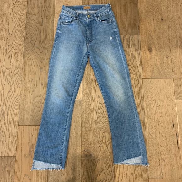 MOTHER Insider Crop Step Fray Jeans - Picture 6 of 9
